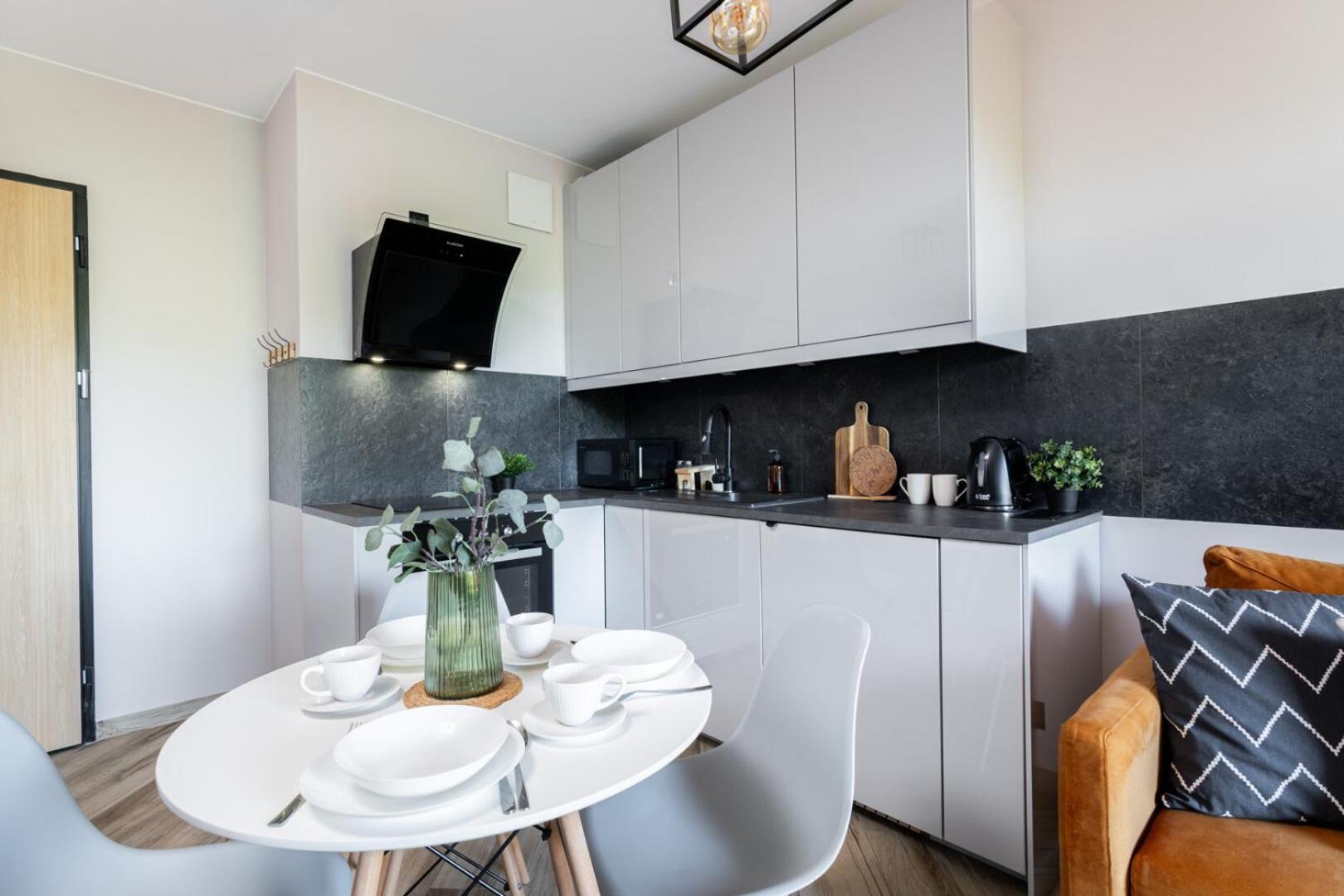 Superapart Wiktoryn 6 วอร์ซอ ภายนอก รูปภาพ